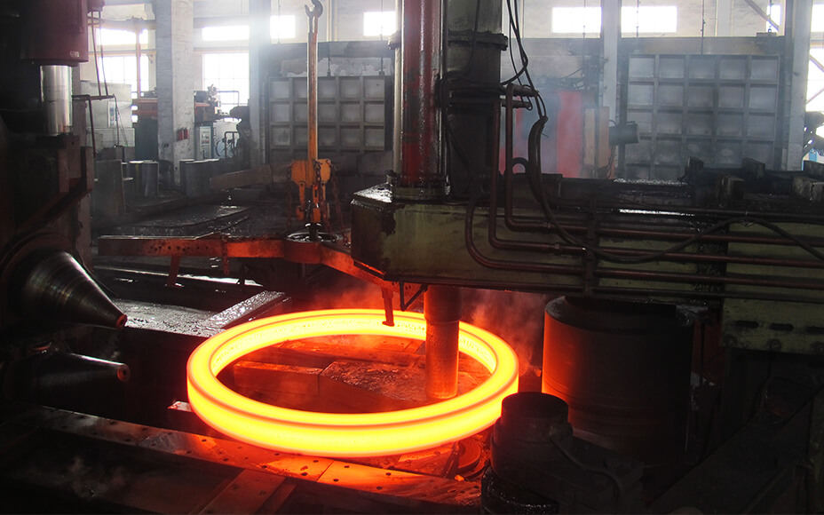 China Factory OEM 42CrMo4 C45 Forging Rings for Slewing Bearings 