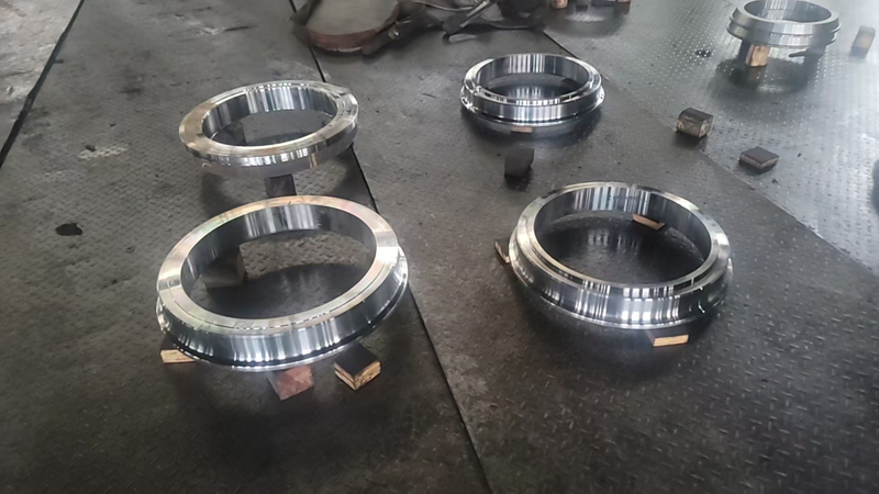 Alloy Steel 42CrMo 4130 Seamless Ring Forging