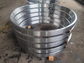 China Large Hot Seamless Rolled Ring Forging / Forged Ring