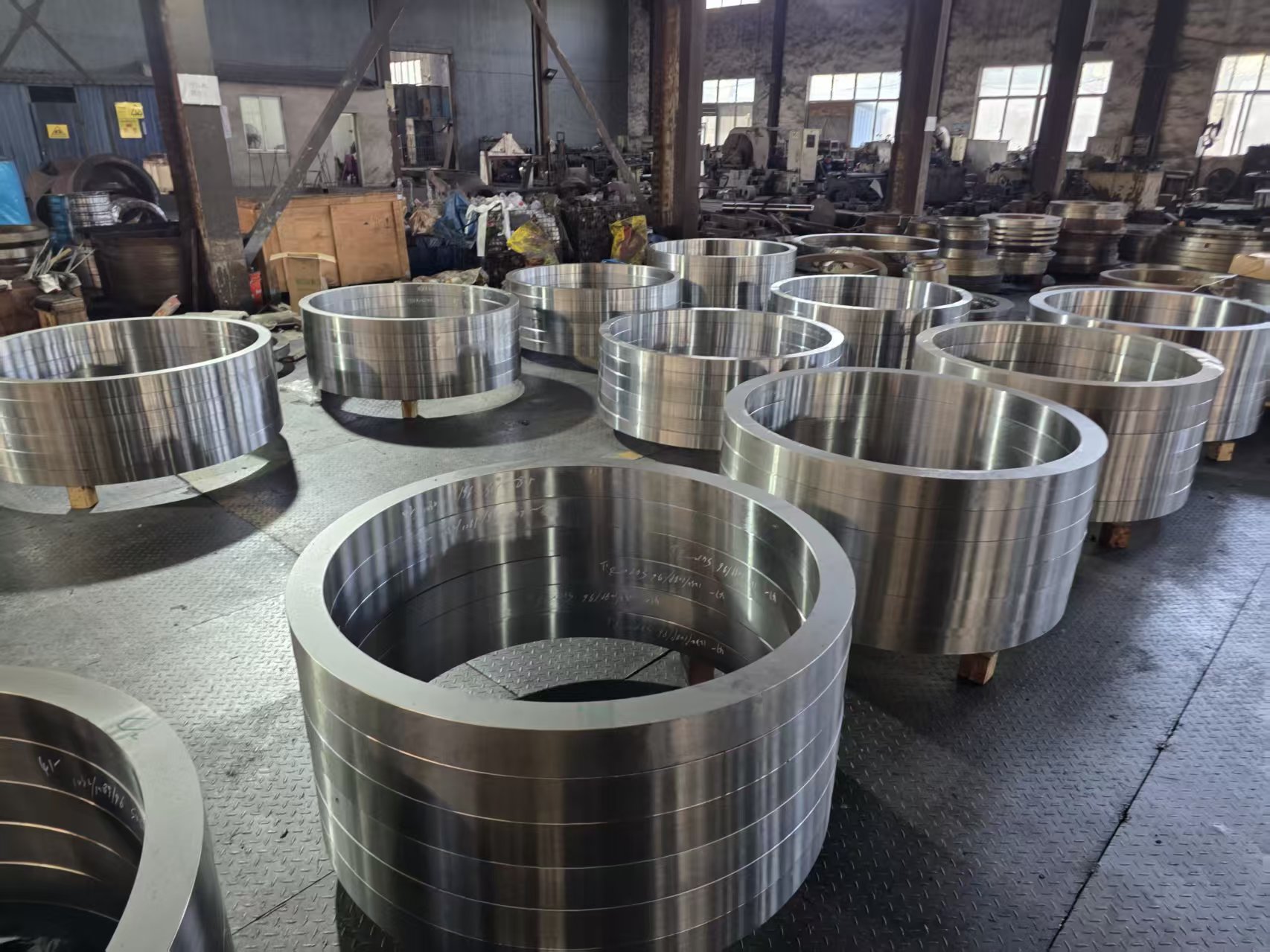 Custom Alloy Steel Forged Rings: Tailored Solutions for Specialized Slewing Bearing Designs