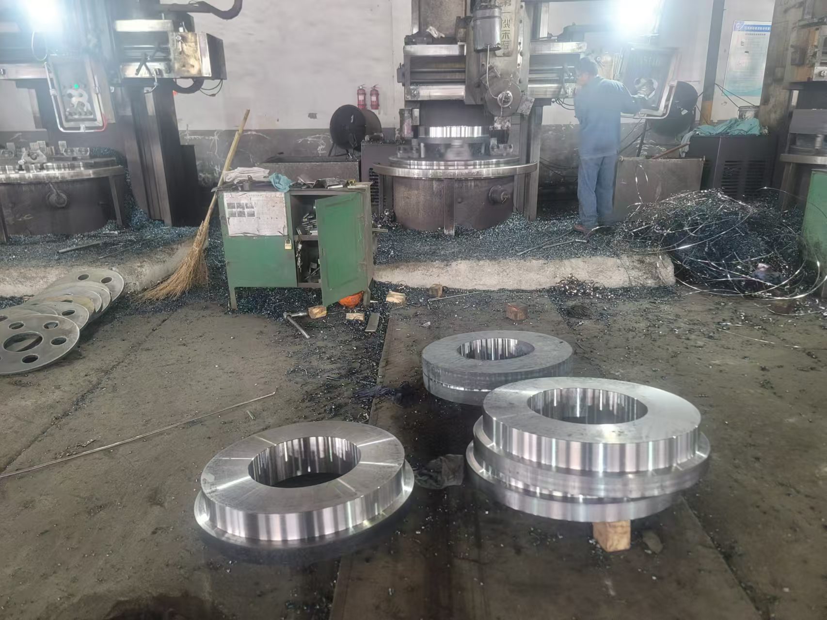 1.7218 Gutter Ring Earth Mover Forged Rings