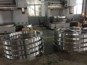 42CrMo4 C45 Slewing Bearing Ring Forgings Slewing Rings