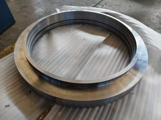 Bagues laminées sans soudure de grand diamètre en Chine