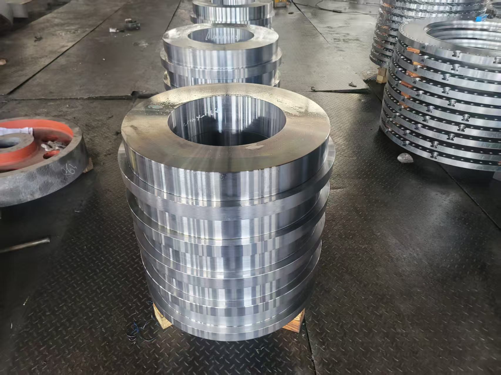 C60 Railway Wheels Forgings / Train Hub Ring Forgings