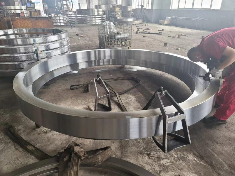 42CrMo4 Seamless Hot Forged Slewing Bearing Rings