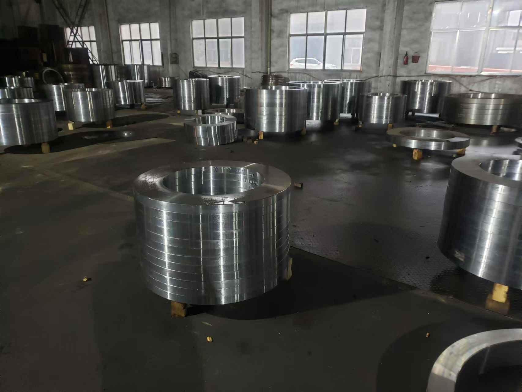 42CrMo4 EN19 EN24 Seamless Forged Rings for Bearings 