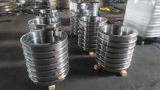 Forjas de anillo para ruedas industriales ferroviarias personalizadas y ruedas de minería