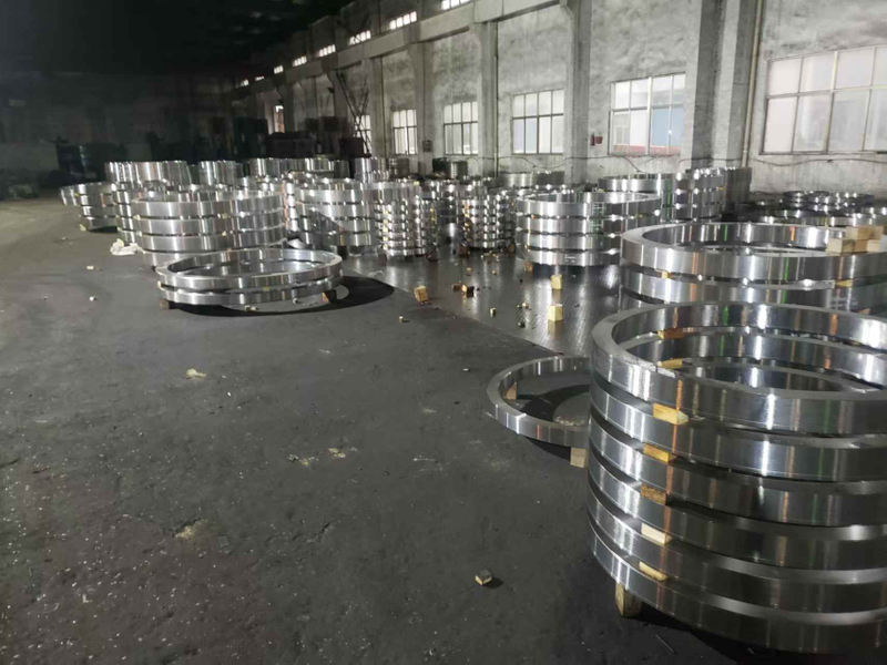 42CrMo4 EN19 EN24 Seamless Forged Rings for Bearings 