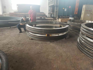 Forged-rolled Rings Forging Alloy Steel C45/42CrMo Slewing Bearing/Machinery Parts Quenchining & Tempering
