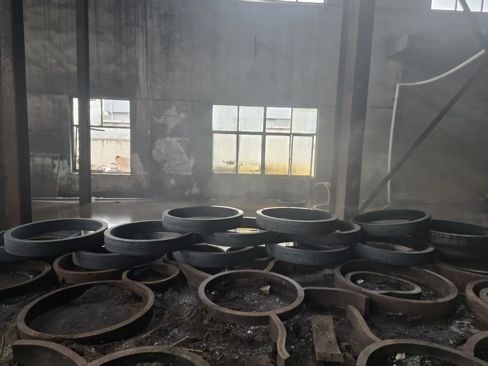 35CrMo Custom Large Diameter Rolling Steel Hot Forging Ring For Construction Machinery