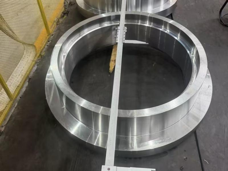 42CrMo4 Large Seamless Rolled Ring Forged Flanges