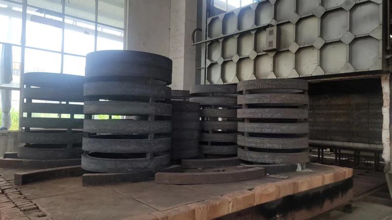 4340 4145H 18CrNiMo7 Custom-Forgings Rolled Rings