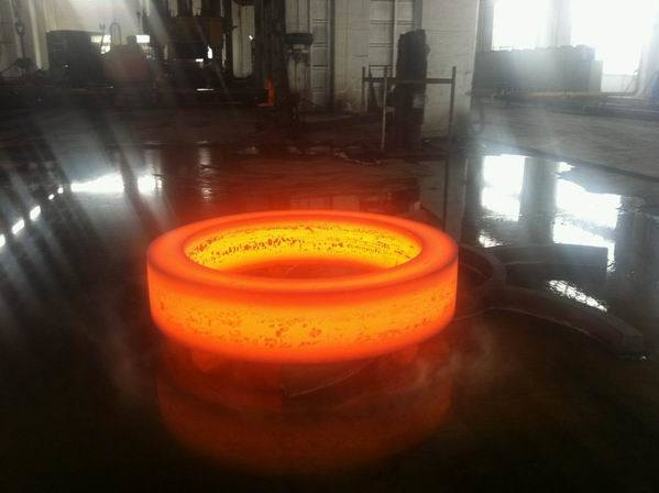 ○400mm to ○4000mm Ring Forgings Forged Gear Blanks / Forged Flanges Forged Bearing Rings / Forged Wheels