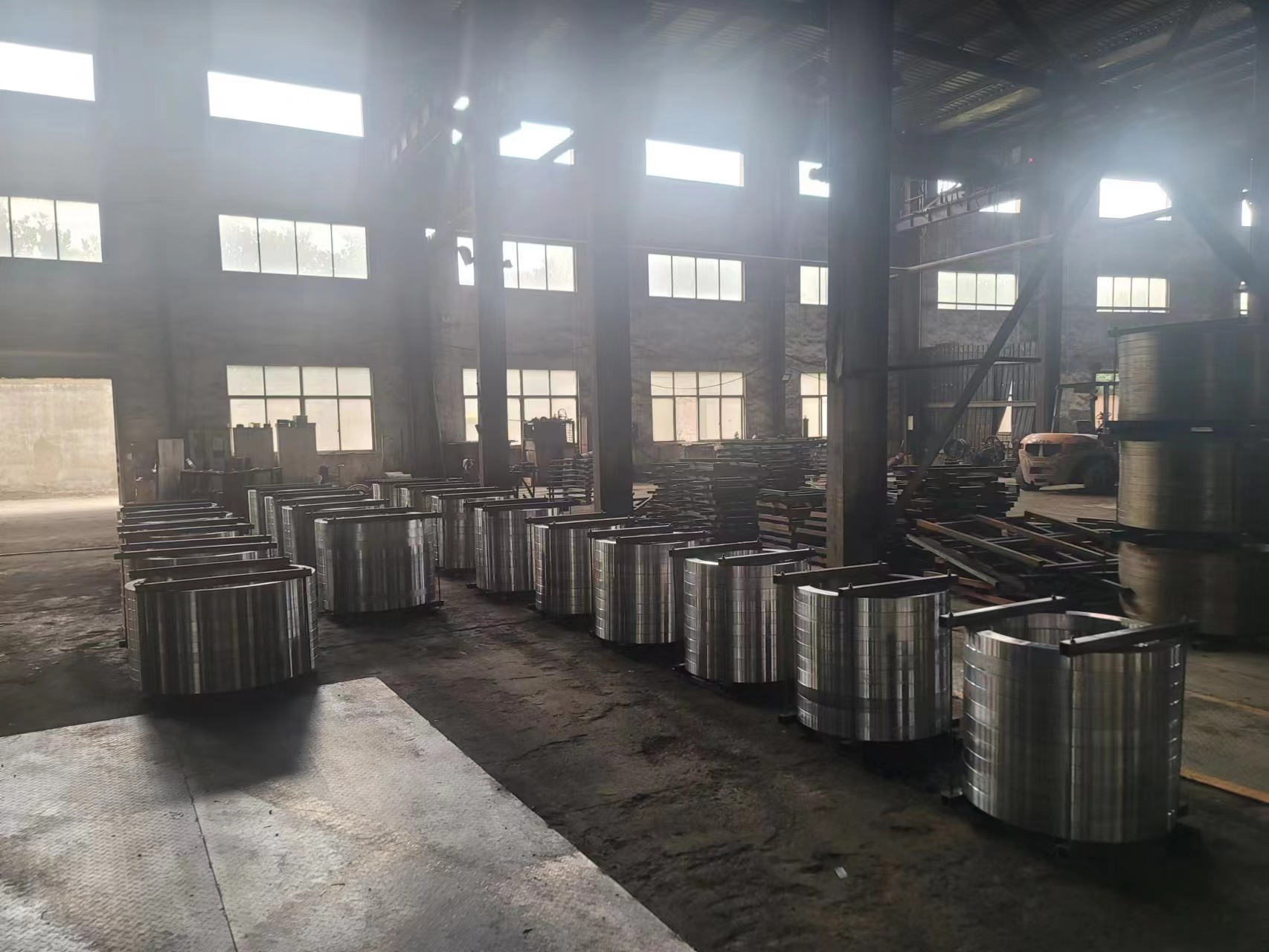 C45, 50mn Q+T, 42CrMo4 Q+T, AISI 1050 Q+T Inner And Outer Rings for Slewing Ring Bearing